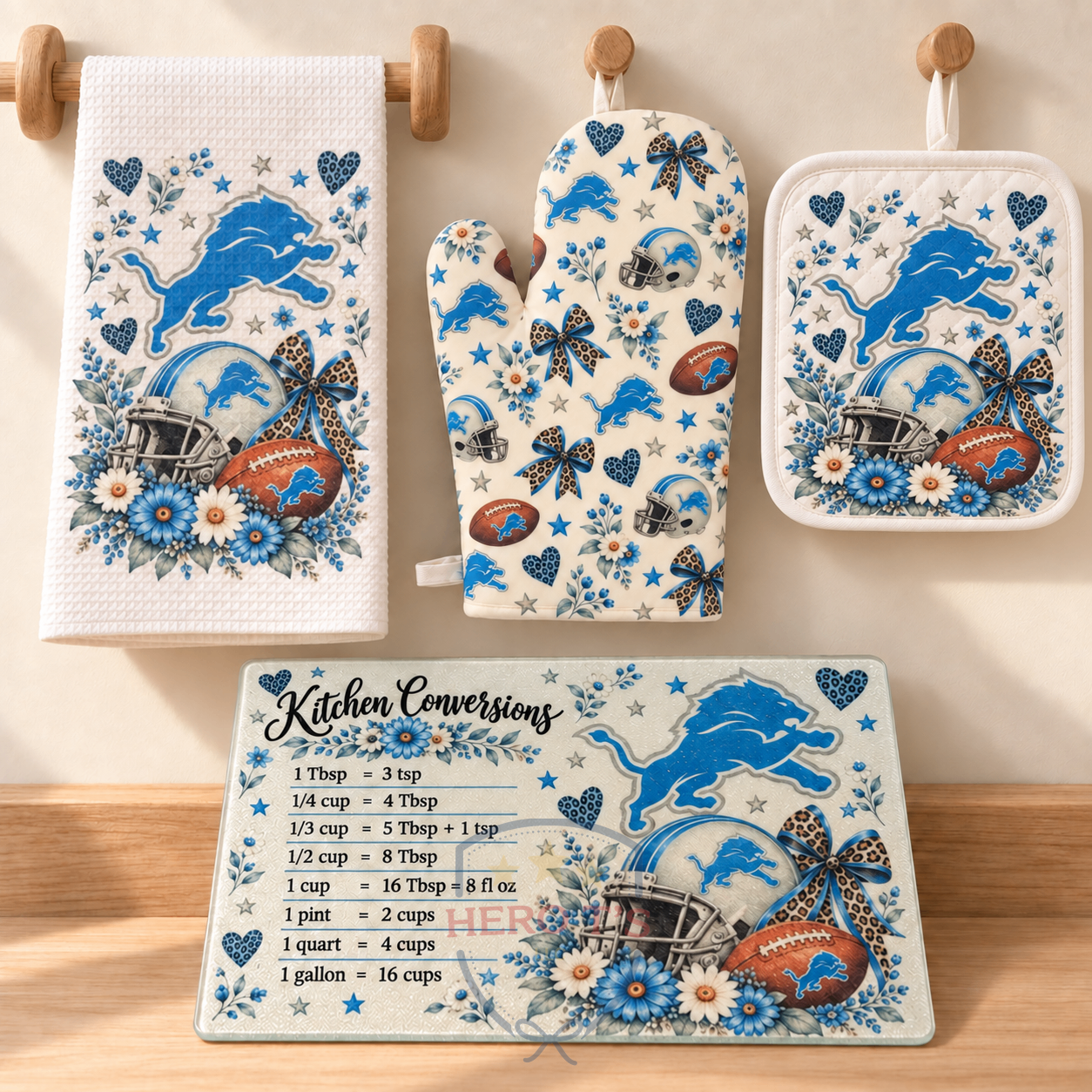 Detroit Lions floral kitchen set — towel, oven mitt, pot holder, and matching cutting board